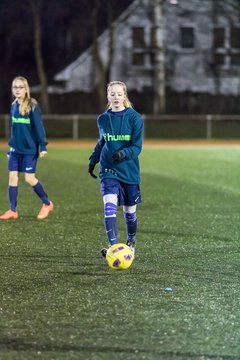 Bild 87 - wBJ SV Henstedt Ulzburg - Krummesser SV : Ergebnis: 6:0